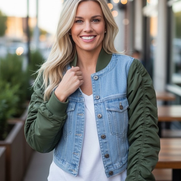 Veronica Beard Jackets & Blazers - 💋Veronica Beard Blue and Green Bomber Jacket 021